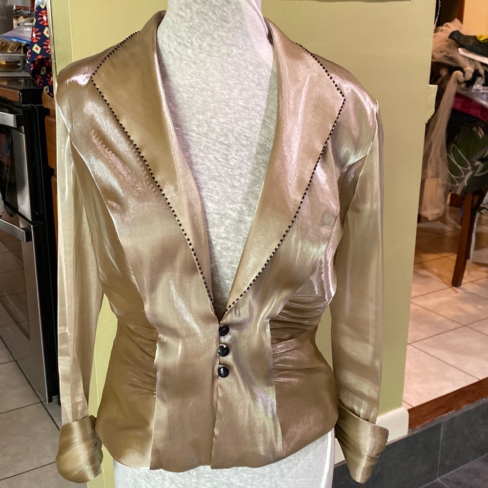 Sz 8 Shiny gold dress blazer. 3 black buttons, black beaded detail on collar.